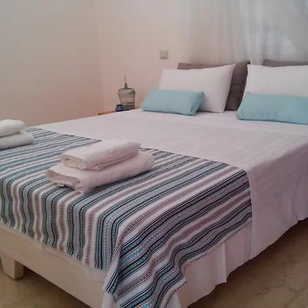 Romantza 2* Agia Marina