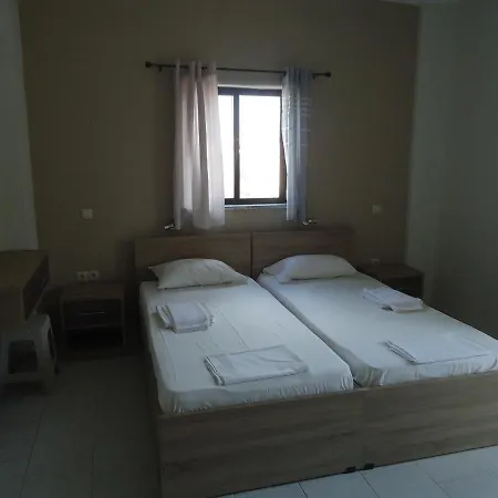 Hotell Romantza 2*