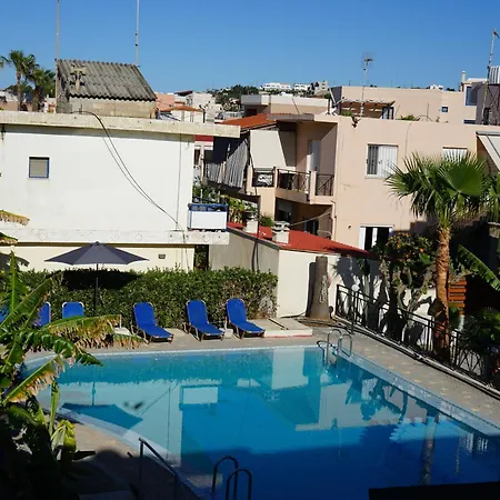 Hotell Romantza 2*